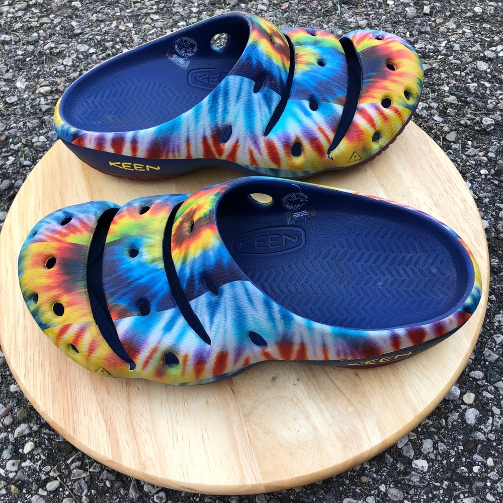 KEEN Yogui Arts Clogs Mens 8 Tie Dye Women 10 Jerry Garcia Slip On Slides Hippie